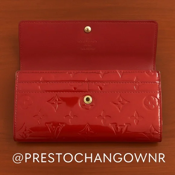 Louis Vuitton Vernis Red Wallet - Picture 2 of 13